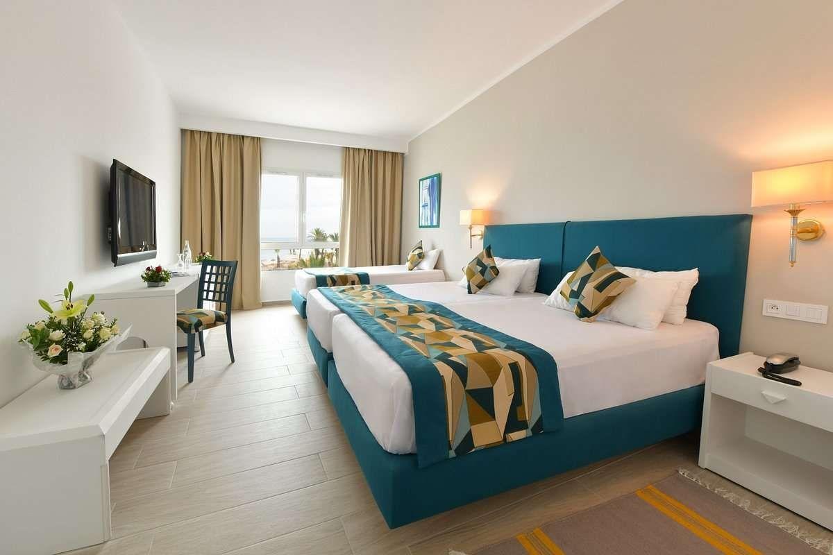 BLUE BEACH GOLF & SPA photo 2
