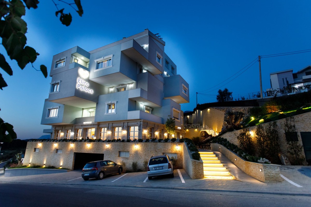 ELITE PALACE HOTEL