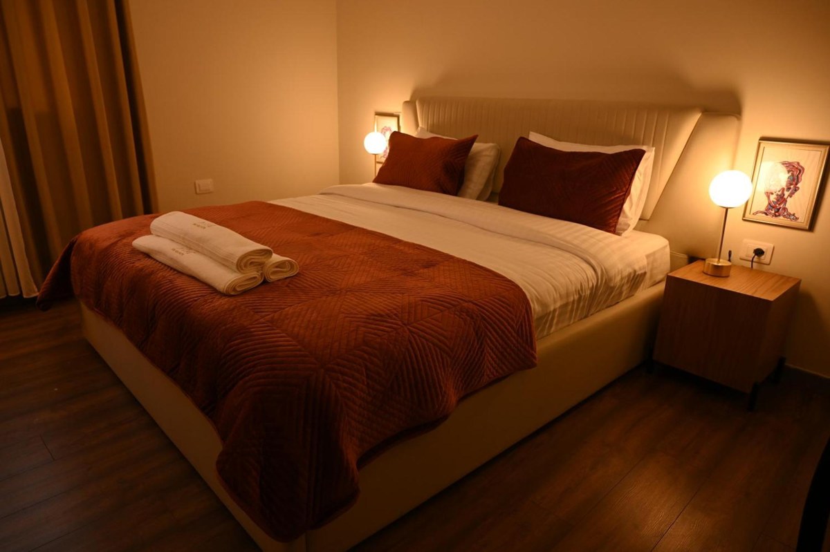 NICHE BOUTIQUE HOTEL