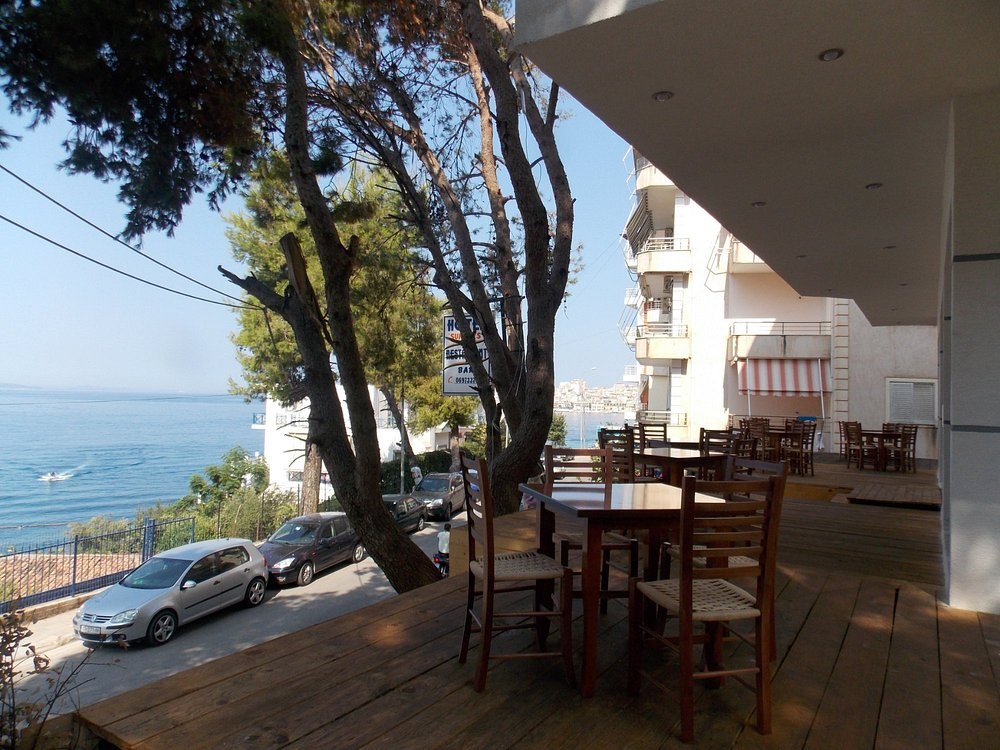 SUNRAYS HOTEL SARANDE photo 4