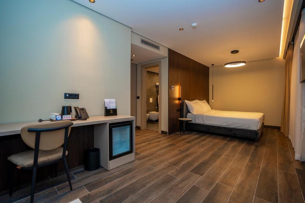 MOZART HOTEL photo 1