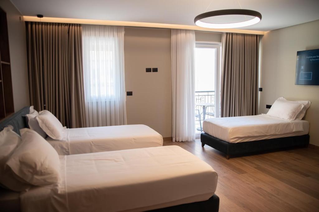 MOZART HOTEL photo 4