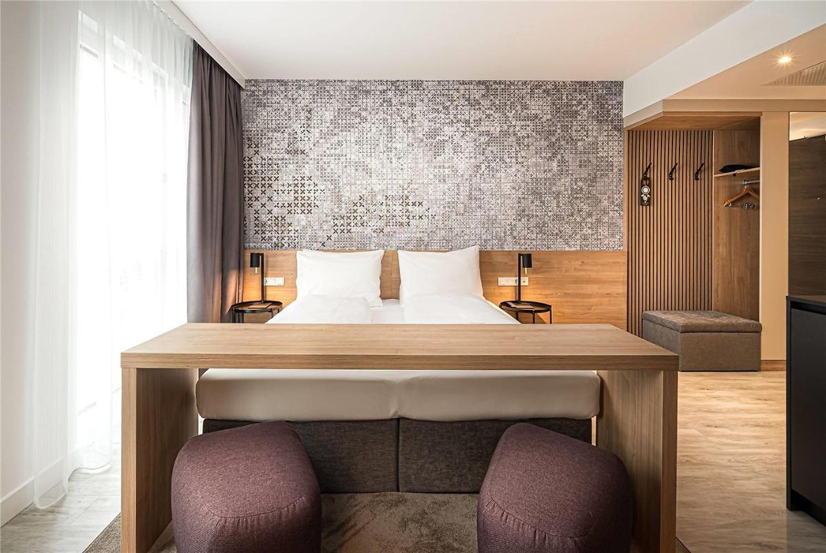 elaya hotel augsburg, Trademark by Wyndham photo 1