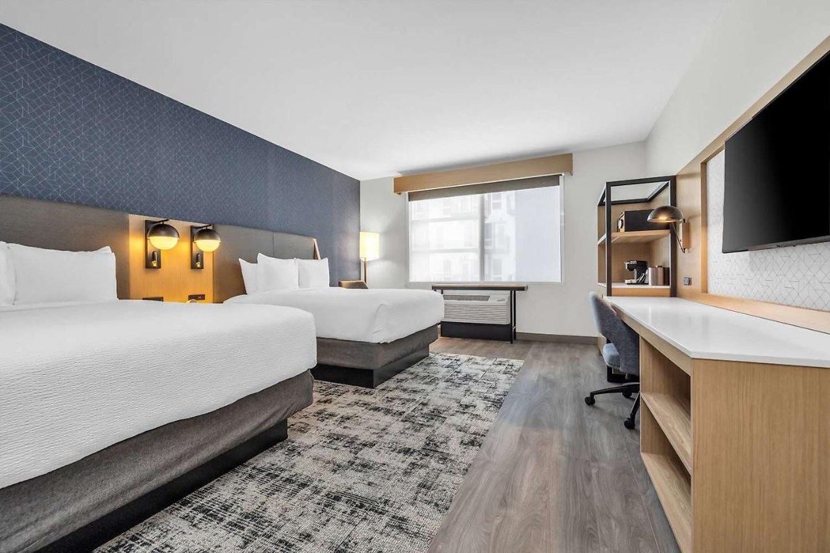 La Quinta Inn & Suites by Wyndham San Jose Airport-Downtown photo 3