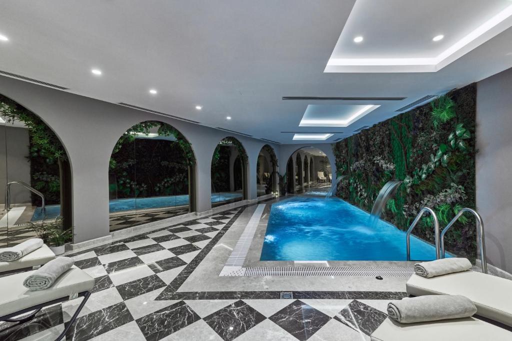 LA FLEUR BOUTIQUE HOTEL
