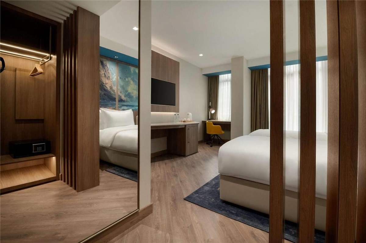 La Quinta by Wyndham Batumi photo 2
