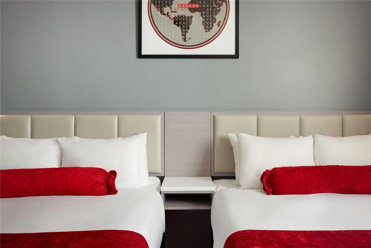 Ramada by Wyndham West Edmonton Hotel & Suites