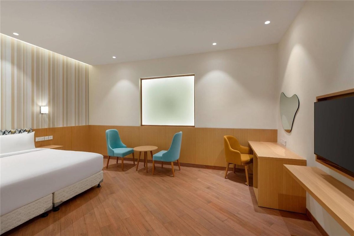 Ramada Encore by Wyndham Lucknow Airport photo 1