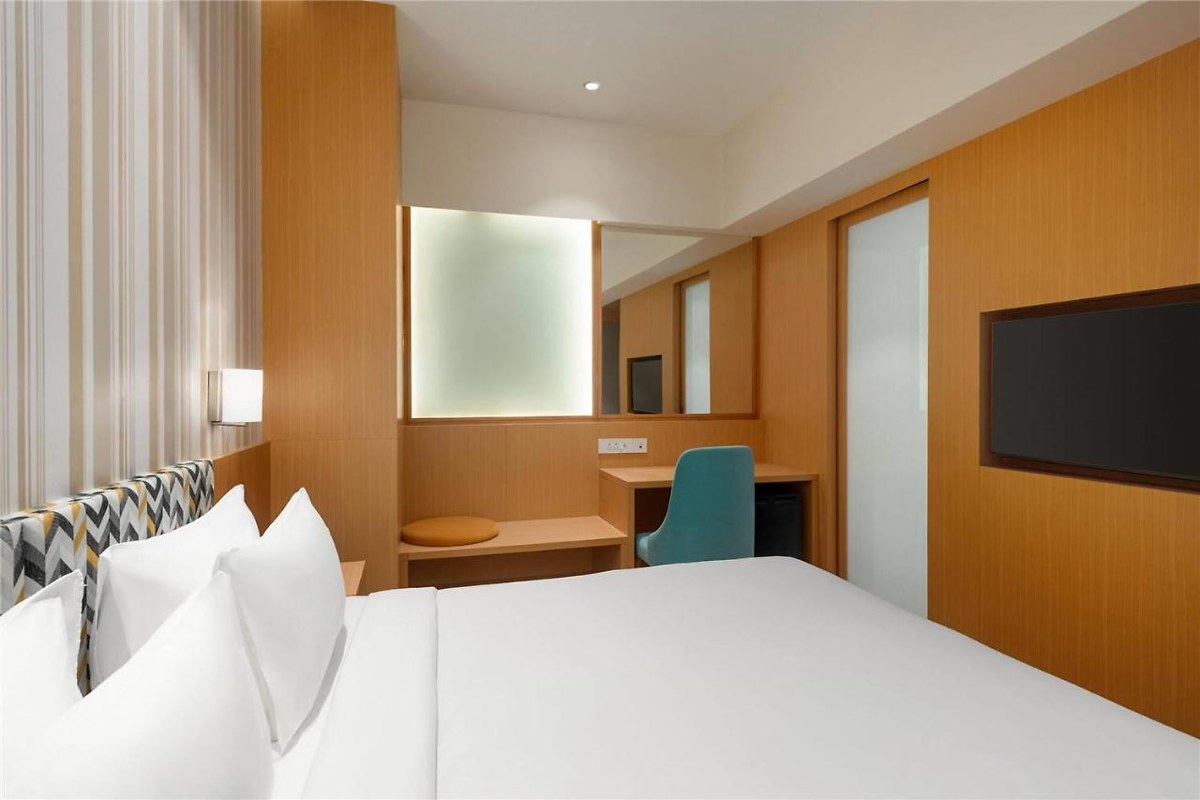 Ramada Encore by Wyndham Lucknow Airport photo 3