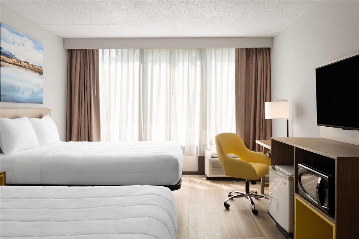 Days Hotel by Wyndham Williamsburg I-64